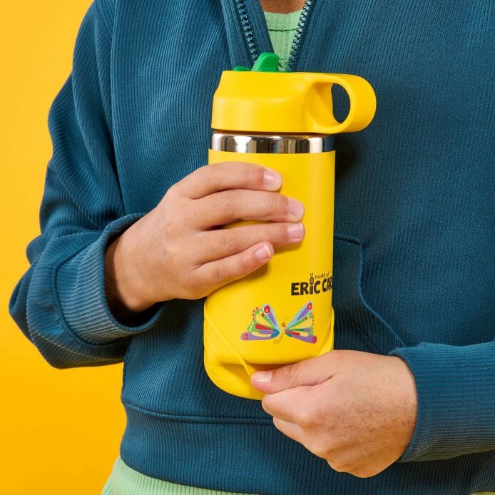 kids-12-oz-bottle-world-of-eric-carletm-e5 7-lifestyle.jpeg