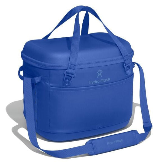 carryouttm-soft-cooler-30-l-u8 cpco382_carryout_cooler_30l_capri_blue_angled_1.jpg