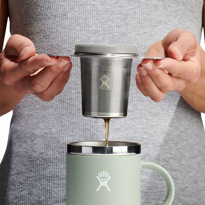 tea-infuser-t6 drif035-tea-infuser-birch-hb-pour_1.jpg