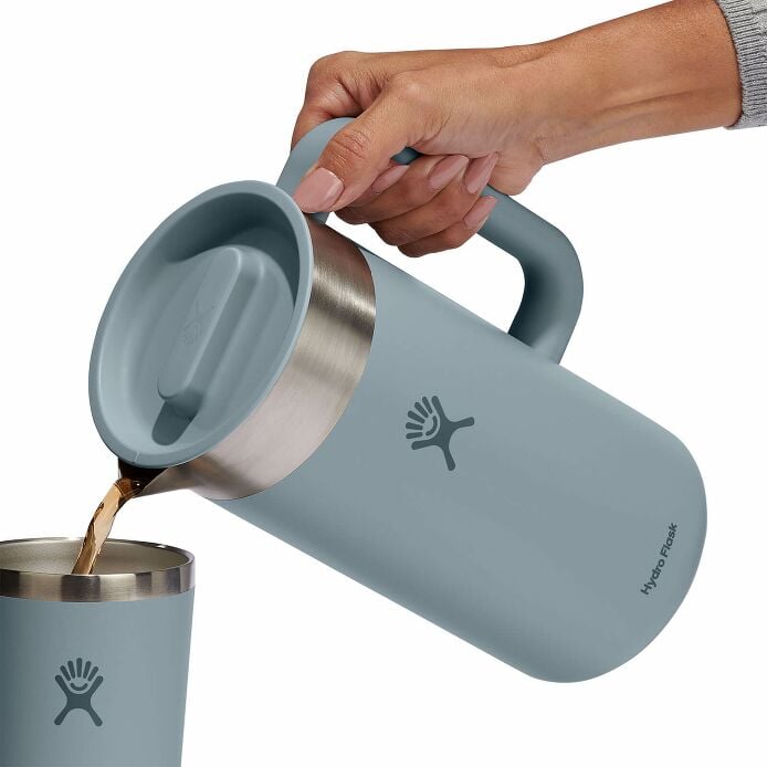 51-oz-insulated-pitcher-c0 okp51043-insulated-pitcher-shale-gray-pour.jpg