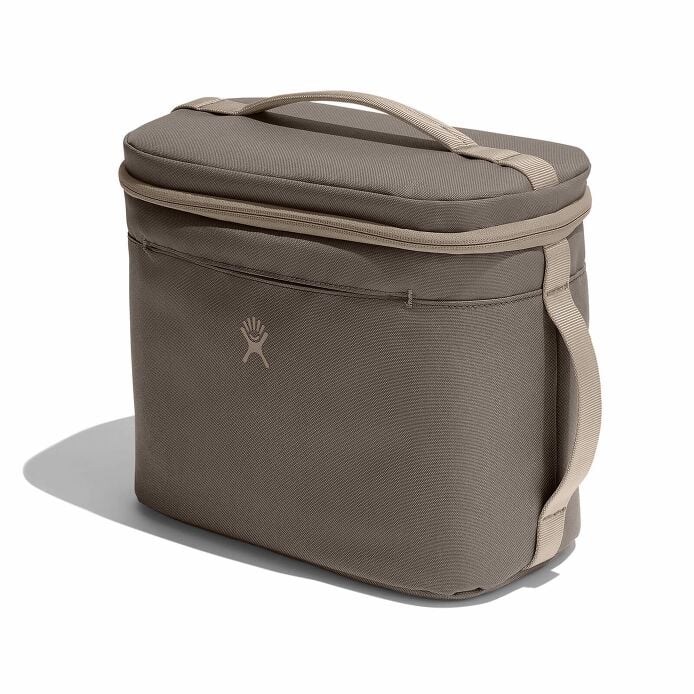 8-l-insulated-lunch-bag-j2 sl8217_8linsulatedlunchbag_sandpiper_angled.jpg